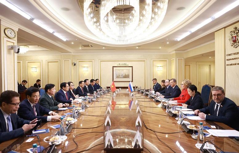 Thủ tướng Chính phủ Phạm Minh Chính gặp Chủ tịch Hội đồng Liên bang Nga- Ảnh 3.