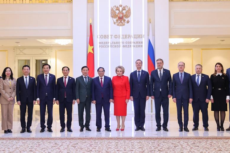 Thủ tướng Chính phủ Phạm Minh Chính gặp Chủ tịch Hội đồng Liên bang Nga- Ảnh 7.