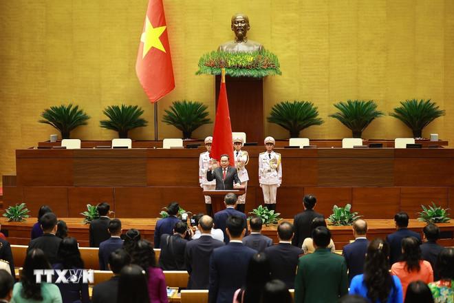 Chủ tịch Quốc hội khóa XVI Trần Thanh Mẫn tuyên thệ nhậm chức. (Ảnh: Dương Giang/TTXVN) ttxvn-dong-chi-tran-thanh-man-tuyen-the-nham-chuc-chu-tich-quoc-hoi-khoa-xvi-5.jpg