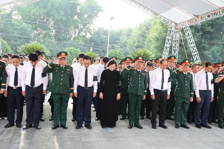 'Chiến dịch 500 ngày đêm' tiếp tục hành trình đưa các liệt sĩ trở về với đất mẹ- Ảnh 3. 'Chiến dịch 500 ngày đêm' tiếp tục hành trình đưa các liệt sĩ trở về với đất mẹ- Ảnh 3.
