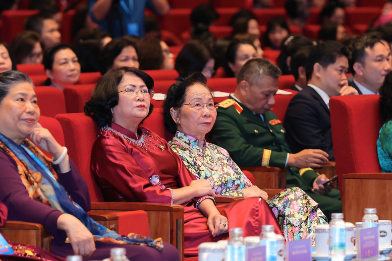 Chủ tịch Quốc hội: Xây dựng thế hệ phụ nữ trẻ Việt Nam có bản lĩnh, sáng tạo và hội nhập- Ảnh 2.