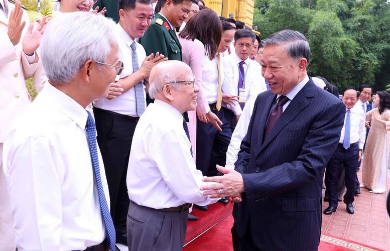 BÁO CHÍ CÁCH MẠNG VIỆT NAM TRONG THỜI ĐẠI SỐ- Ảnh 4.