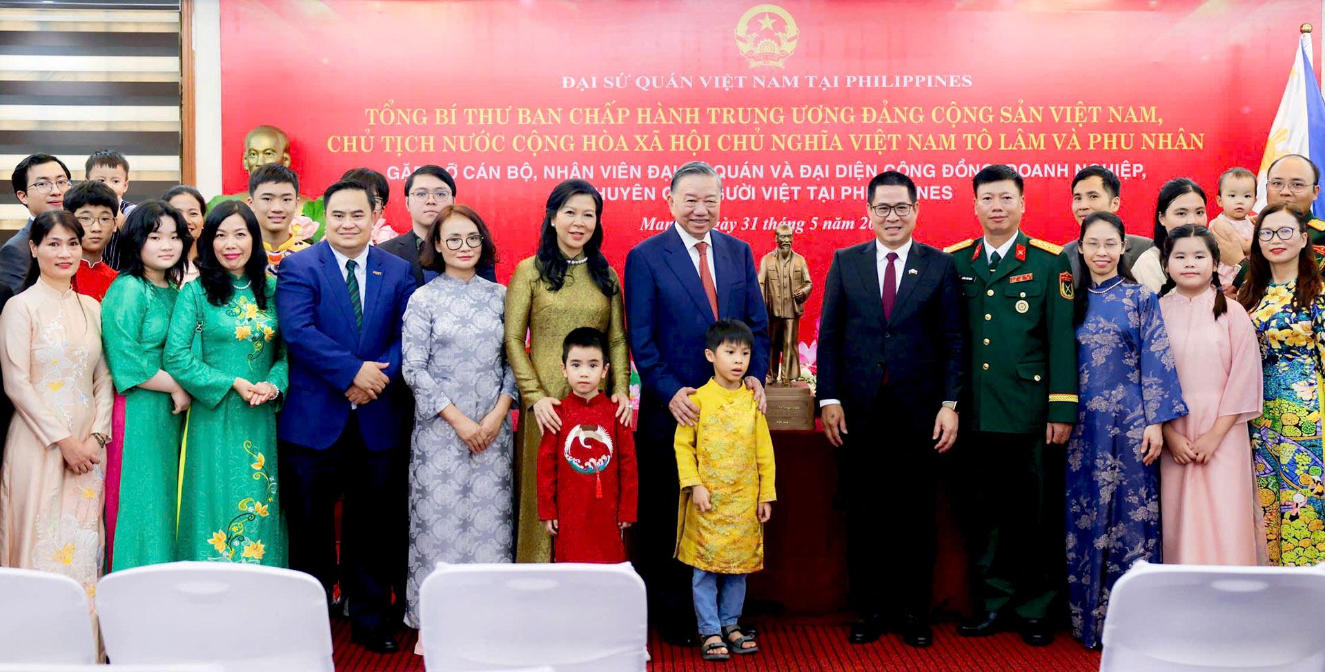 Kiều bào xây dựng vị thế cho Việt Nam từ phương xa - Ảnh 3.