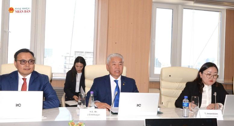 Phó Thủ tướng Hồ Quốc Dũng làm việc với Phó Thủ tướng Thường trực Mông Cổ- Ảnh 3.
