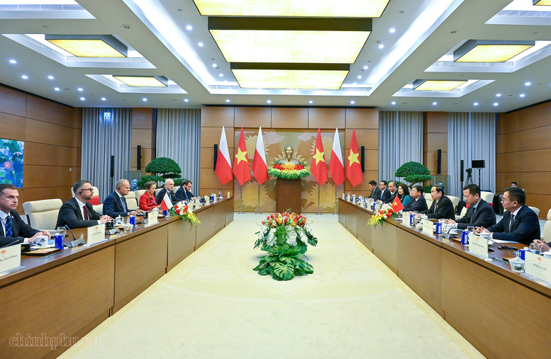 Chủ tịch Quốc hội Trần Thanh Mẫn hội kiến Thủ tướng Ba Lan Donald Tusk - Ảnh 2.
